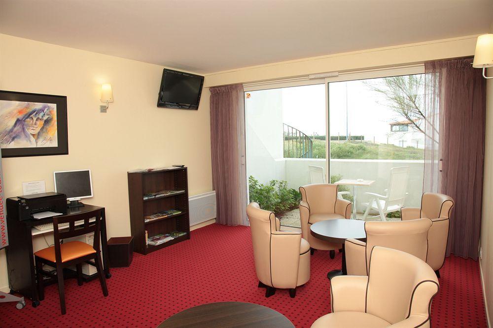 Logis Hotellerie Les Brisants , Restaurant J M Perochon Brétignolles-sur-Mer Kültér fotó