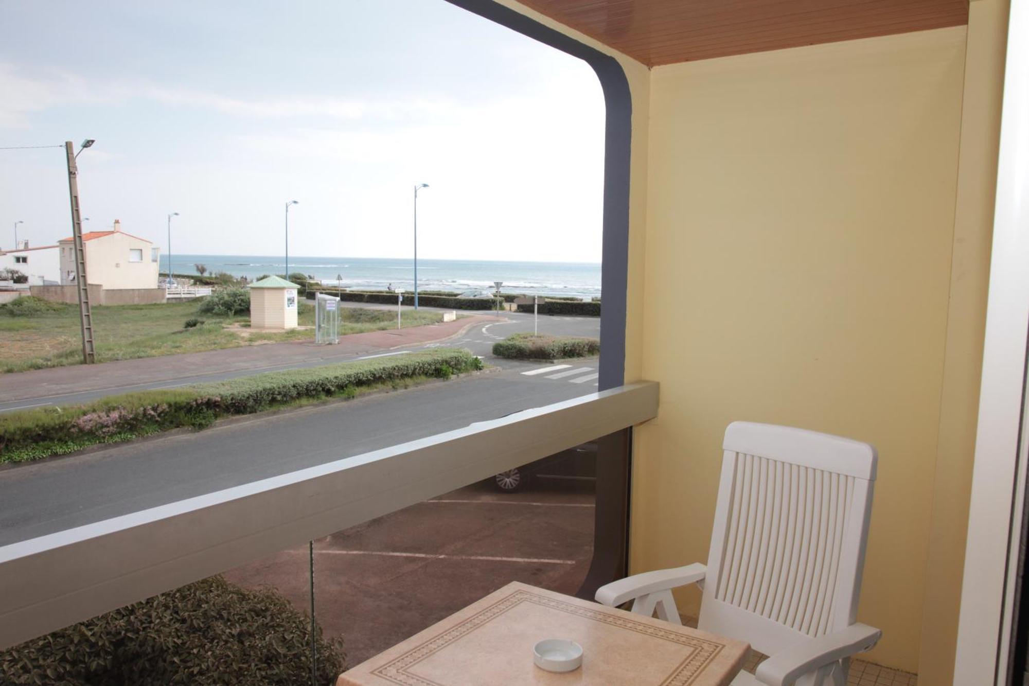 Logis Hotellerie Les Brisants , Restaurant J M Perochon Brétignolles-sur-Mer Kültér fotó